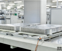 ߀ڞ鼃늄܇늳؉ģ Ƭ늳˽һ